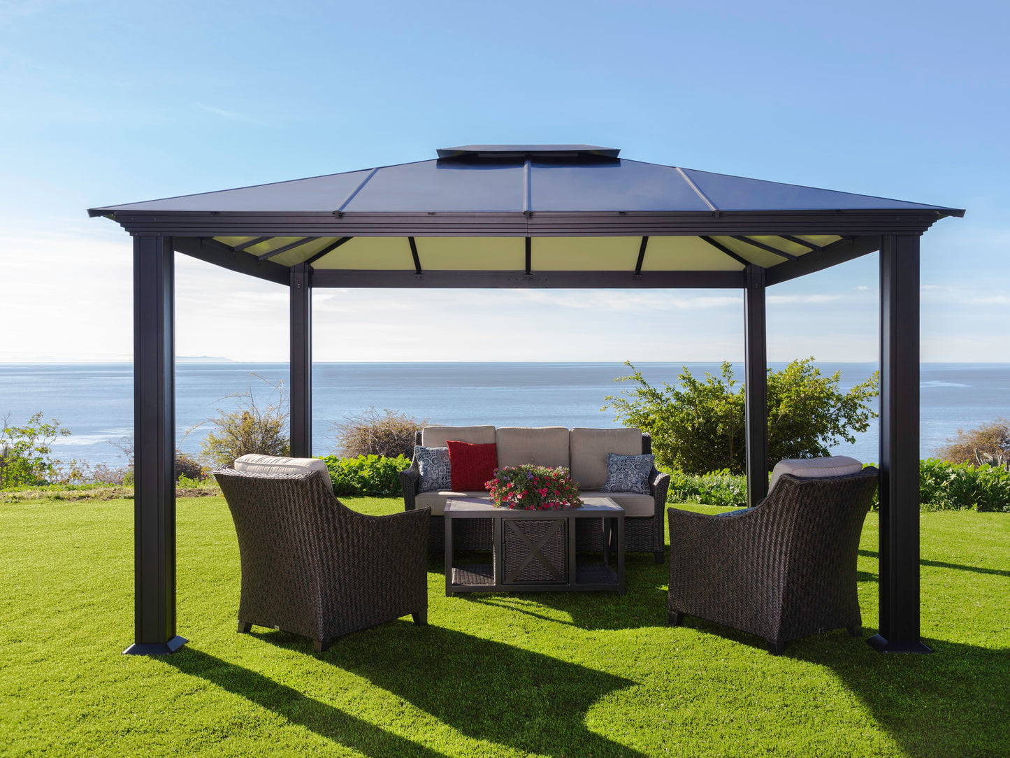 Santa Monica Gazebo on a cliff near the ocean.