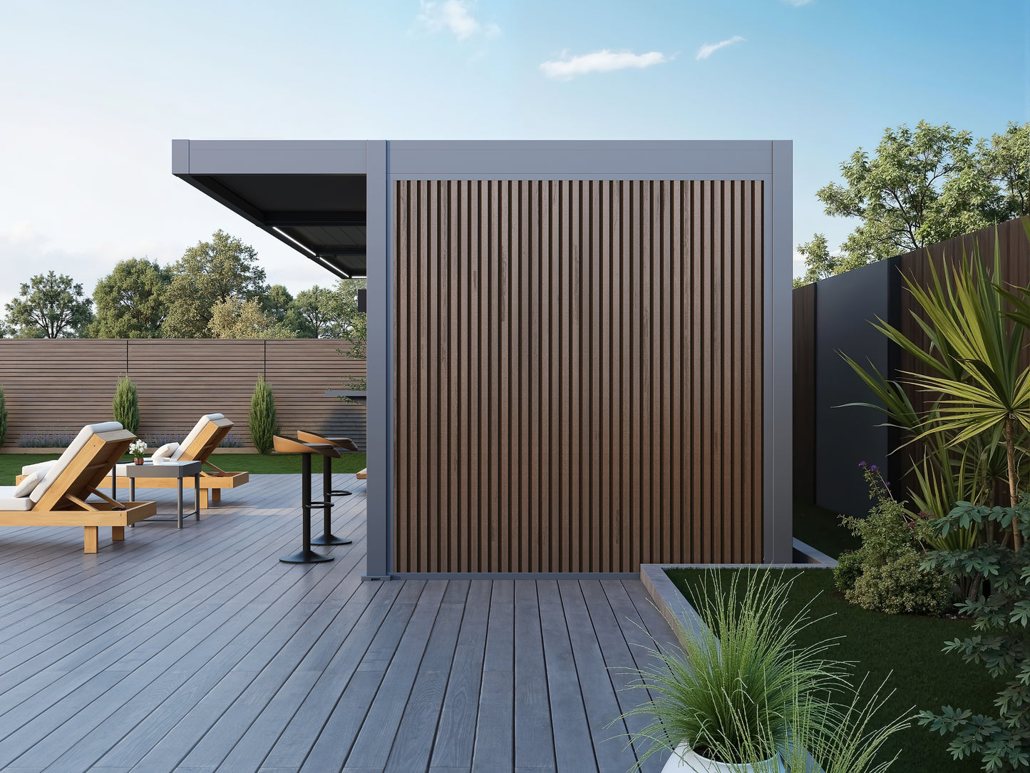 Riviera Louver Lounge